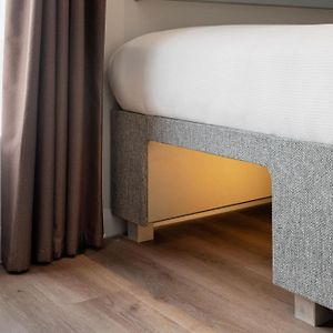Queen Room Mobility Access